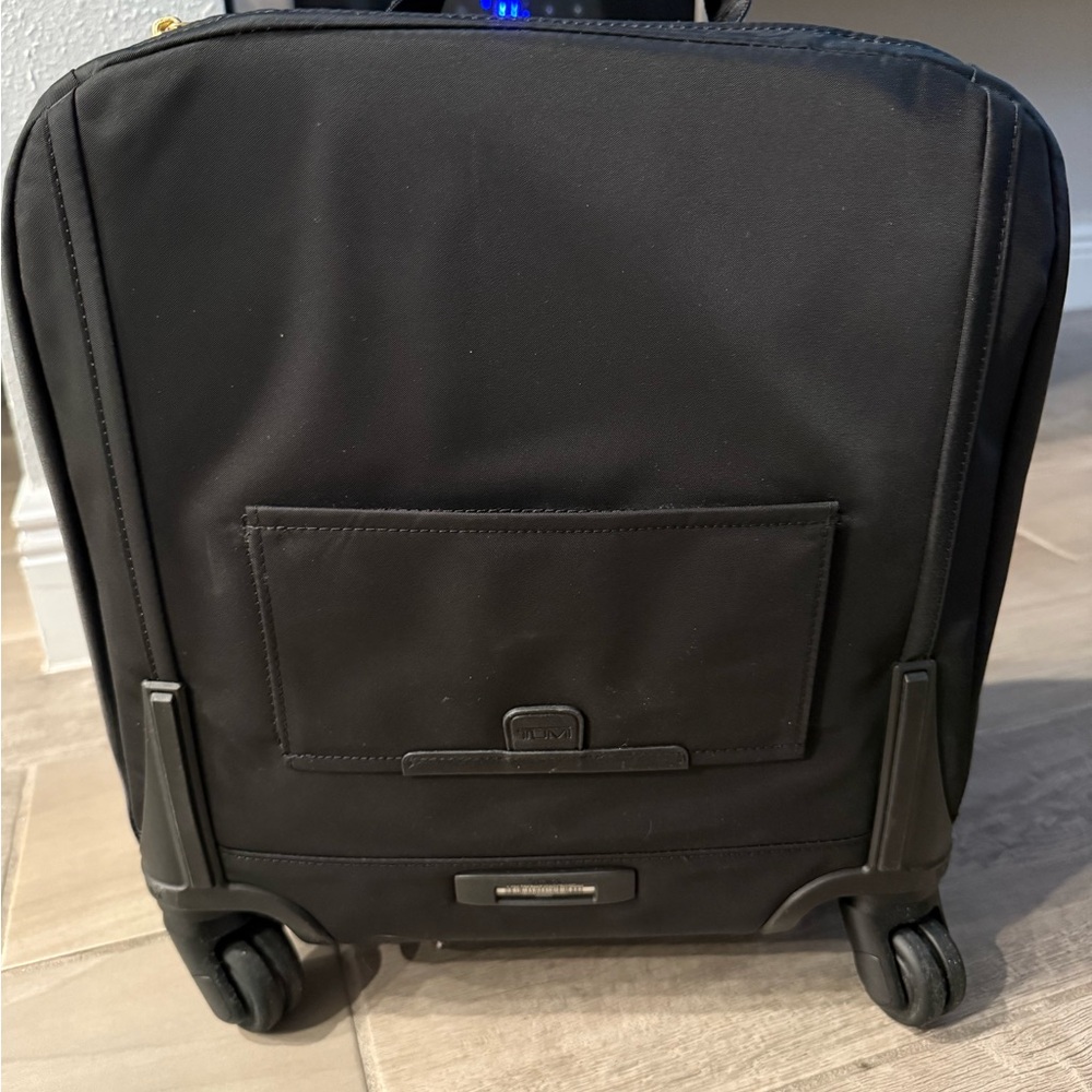 TUMI Voyageur Oslo 4 Wheel Compact Carry On - Picture 5 of 14